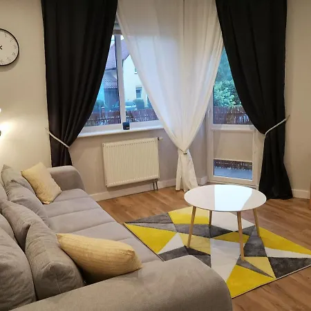Green Yew Apartment Zielona Gora  Exterior photo